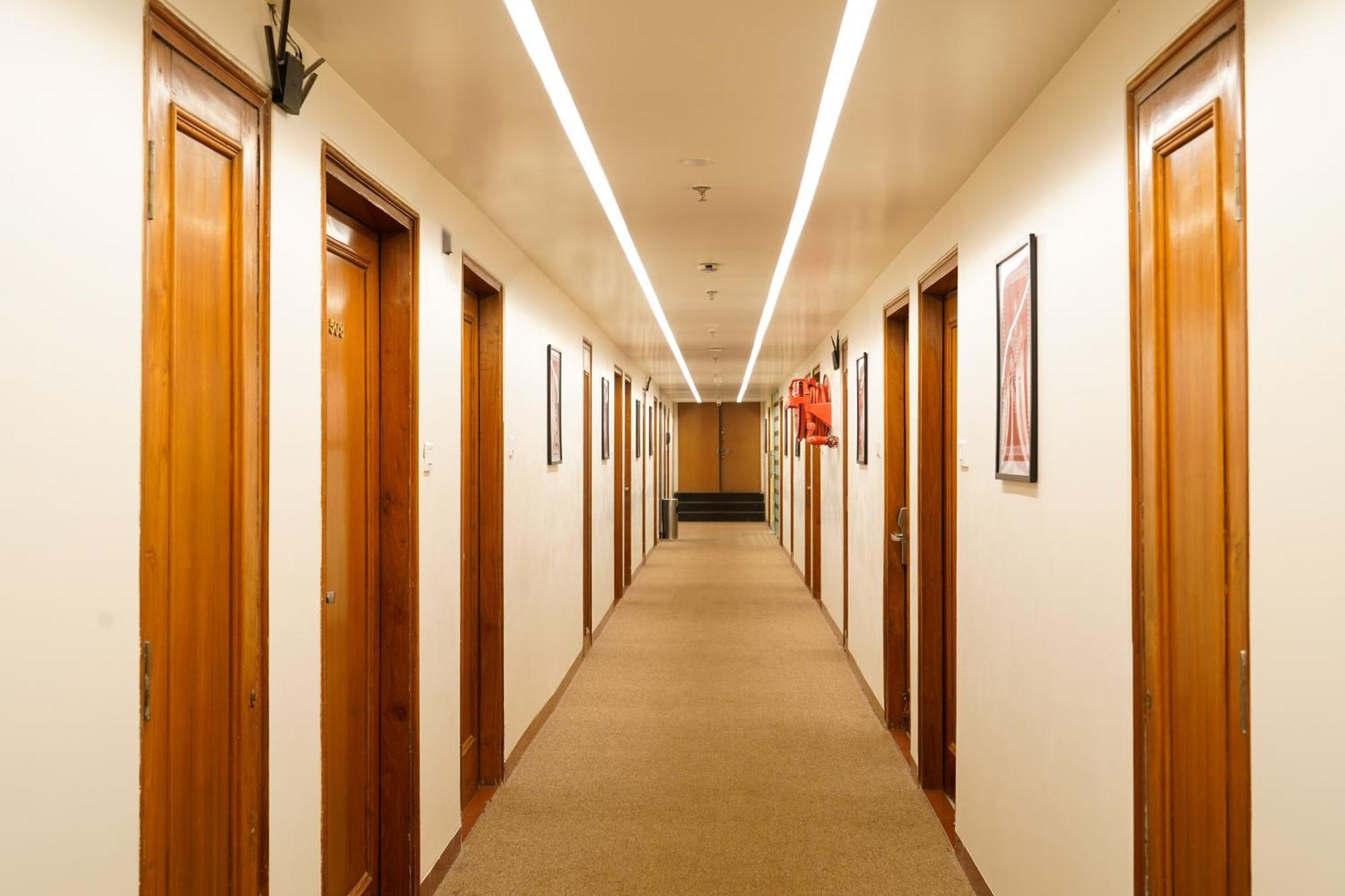 Hotel Mayura Rāipur Eksteriør billede