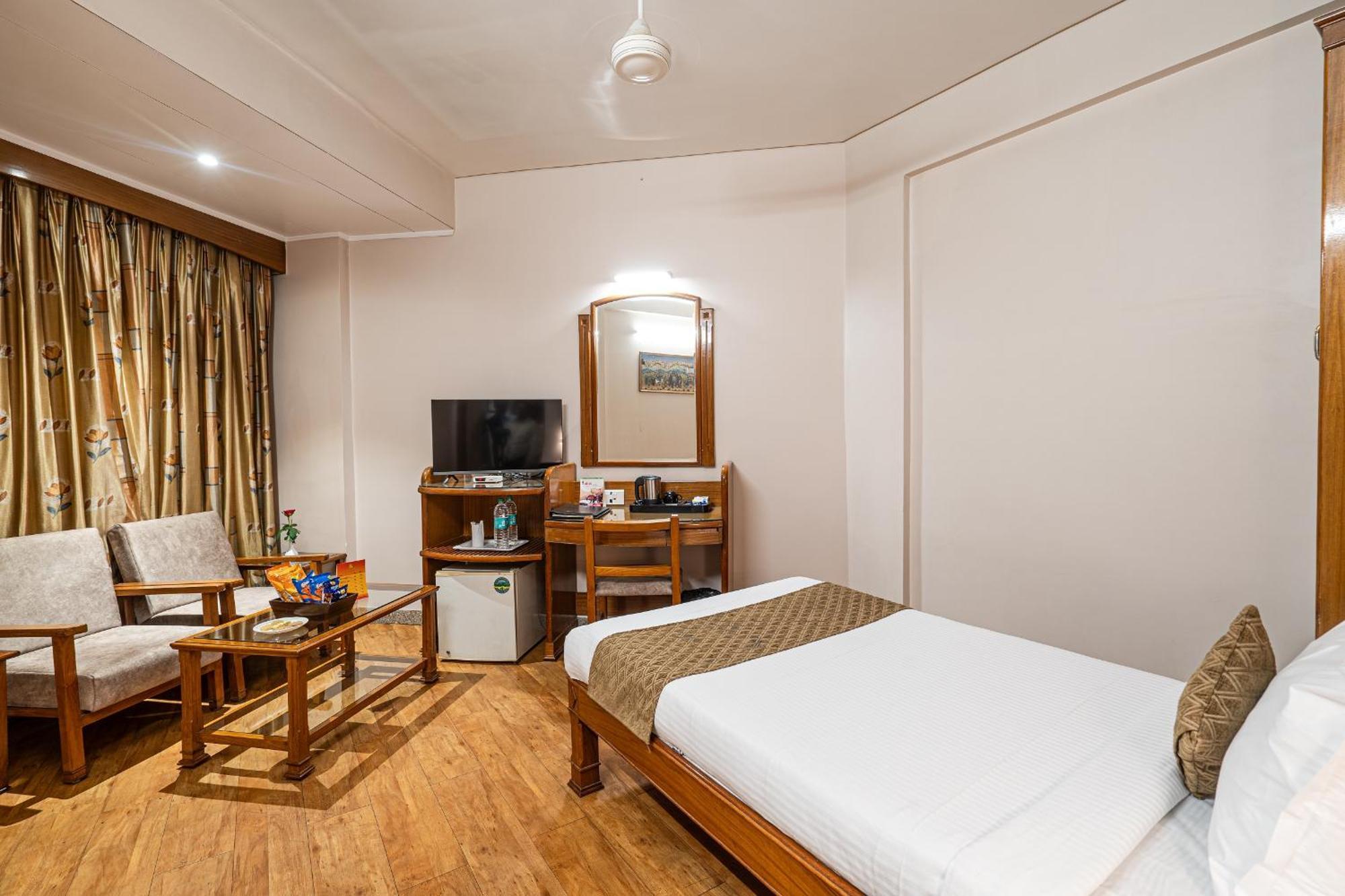 Hotel Mayura Rāipur Eksteriør billede